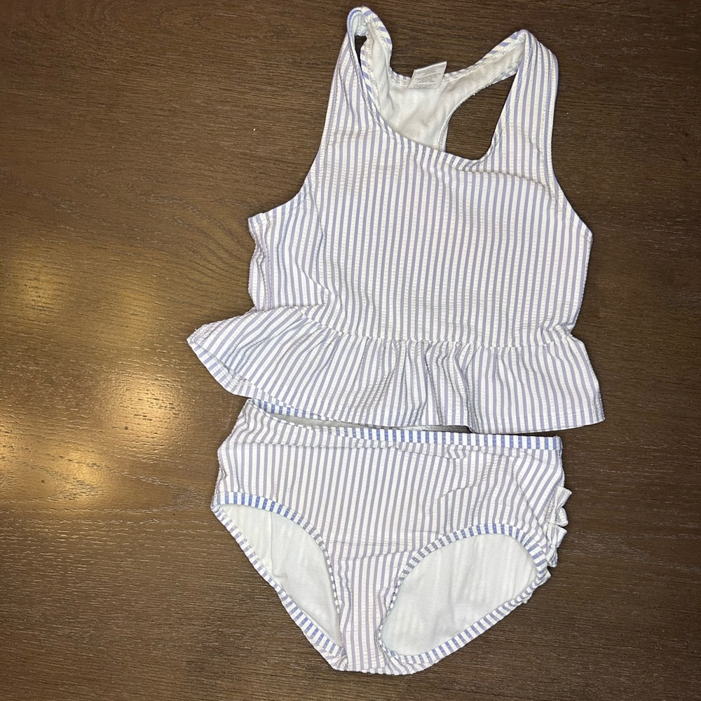 Rufflebutts two piece size 7 seersucker